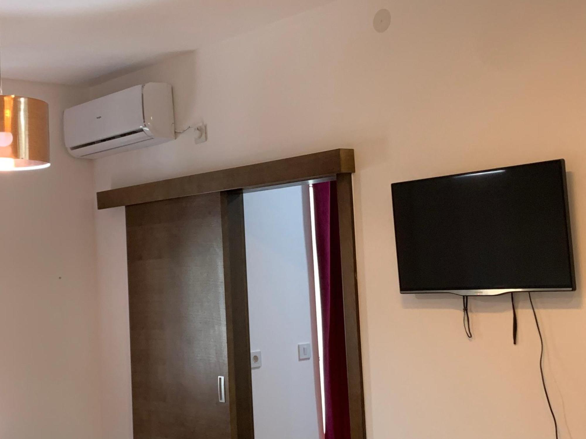 De Lux Nedeljkovic Aparthotel Jagodina Luaran gambar
